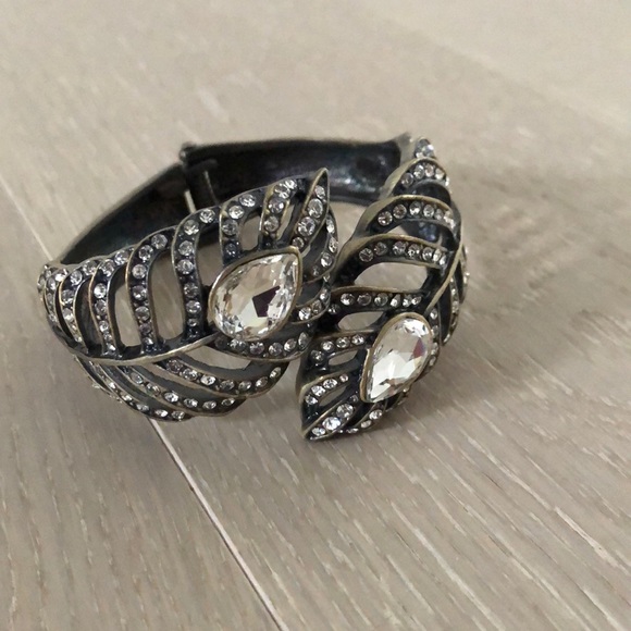 Brushed gold/silver feather bangle - Picture 1 of 2